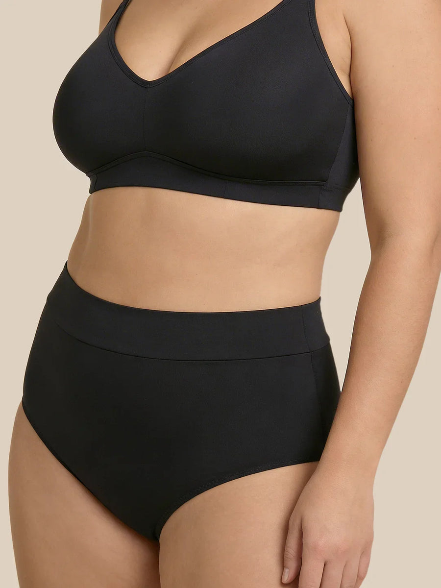 Lettera sul nuoto mestruale | Extra intenso | 100% a prova di perdite | Nero